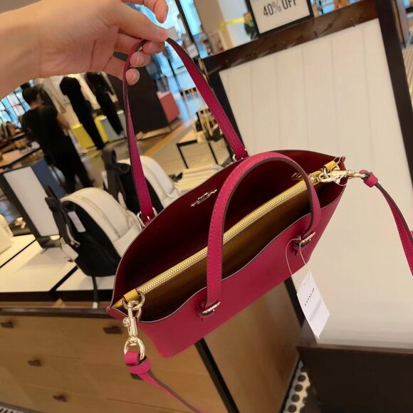 NWT Coach C4084 Mollie Tote 25 Crossbody Leather Handbag $328 - Picture 4 of 6